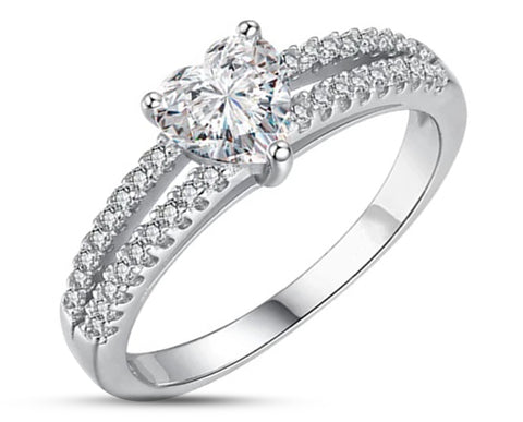 925 Sterling Silver Ring With Love Heart Zirconia Womens Ring