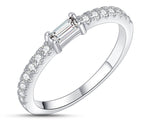 925 Sterling Silver Ring With Rectangular Cubic Zirconia Centre Stone